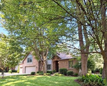 2147 Wooded Way
