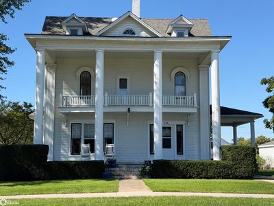 406 Jackson St