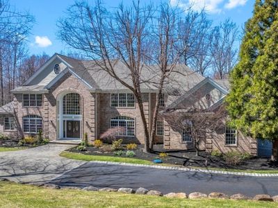 42 Calais Rd