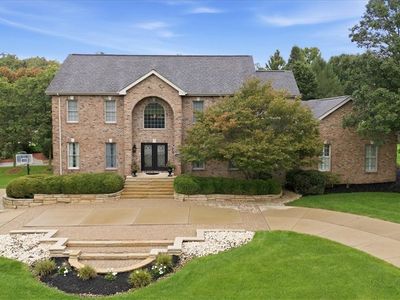 100 Iron Horse Dr