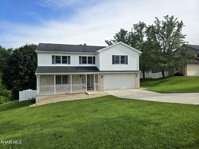 645 Orchard Dr