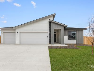 951 NE Trailridge St