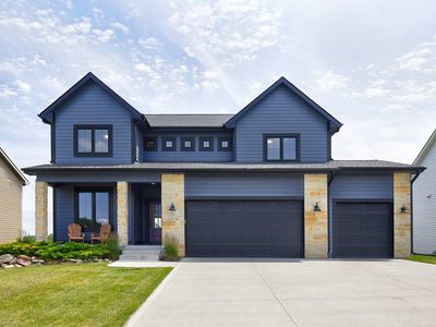 11174 Westport Dr