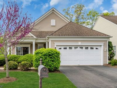 282 Longwood Ln