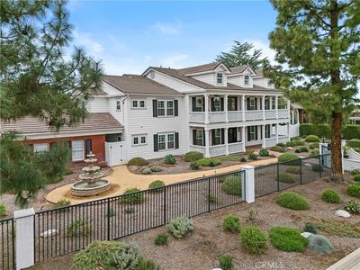 7021 Wyndham Hl