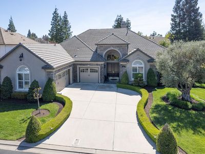 1643 E Shadow Glen Dr