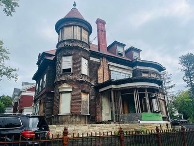 2456 Kennedy Blvd