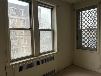 2195 E 22nd St APT 4C