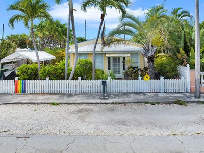 2506 Seidenberg Ave