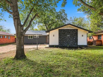 737 Blueberry Ln