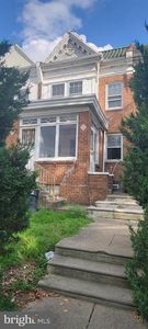 5261 E Roosevelt Blvd