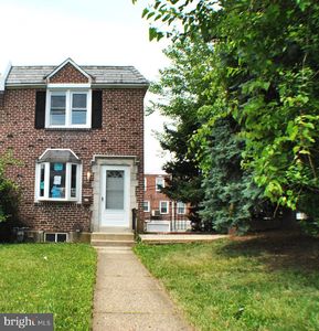 512 S 2nd St