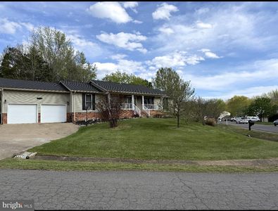 11709 Lottie Ct