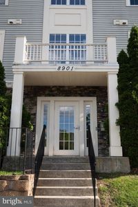 8901 Stone Creek Pl APT 101