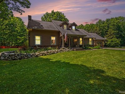 3284 Pratt Rd