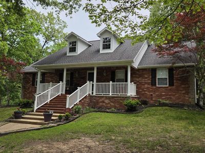 101 Fair Oaks Ln