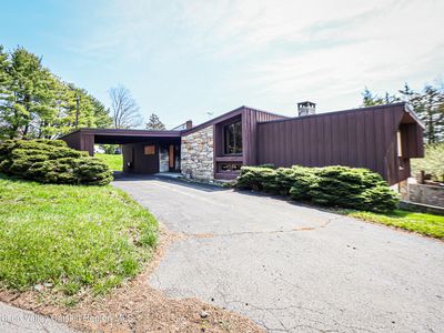 32 Lynette Boulevard