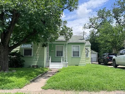 1223 Essex