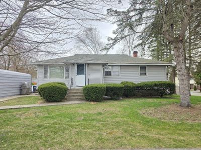 3 Hampton St
