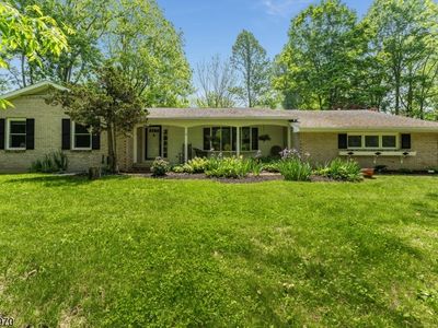 25 Old Turnpike Rd