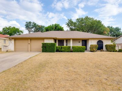3204 Ashford Ave