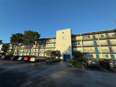 301 SW 135th Ave APT 402C