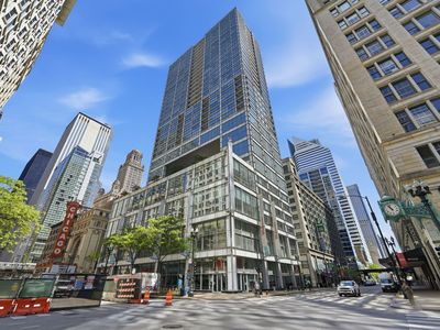 8 E Randolph St Unit 1506