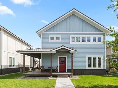 303 Van Tuyl Circle #A