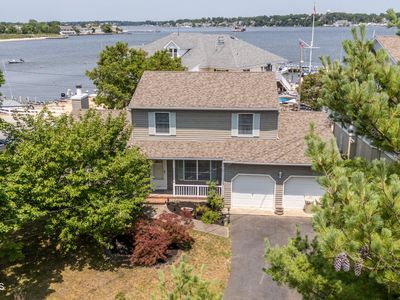 1 E Avalon Avenue
