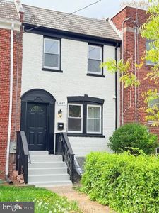 1447 Bangor St SE