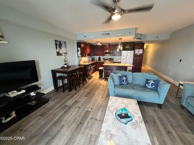 9902 S Thomas Dr Unit 636