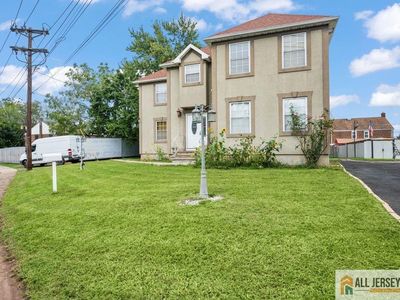 716 Carlock Ave