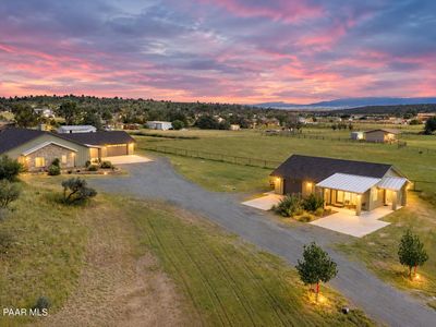1379 W McIntosh Dr