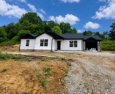 742 E Highway 552