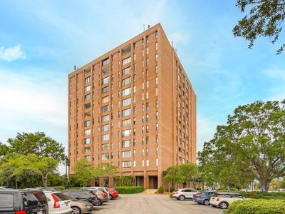 14 Lockwood Dr APT 7J
