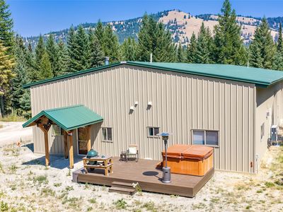 1695 Wild Bill Rd