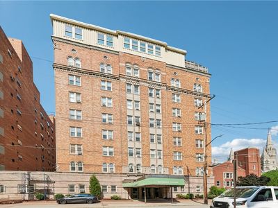 144 N Dithridge St APT 307