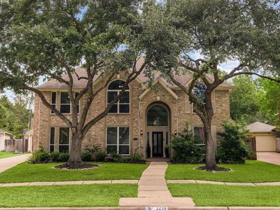 3219 Castlewind Dr