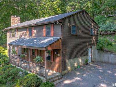 35 Pigeon Swamp Road