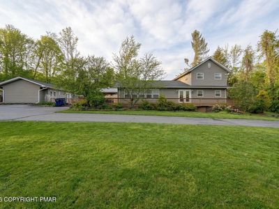 6253 Paradise Valley Rd