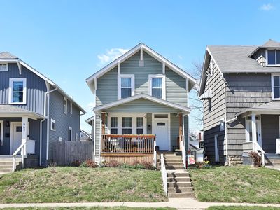 959 S Champion Ave