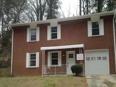 2794 Crescendo Dr NW