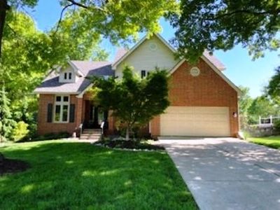 633 NW Brookhaven Dr