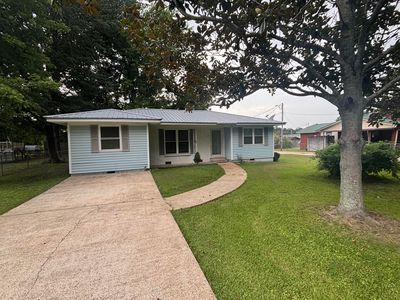117 Roberts Ave