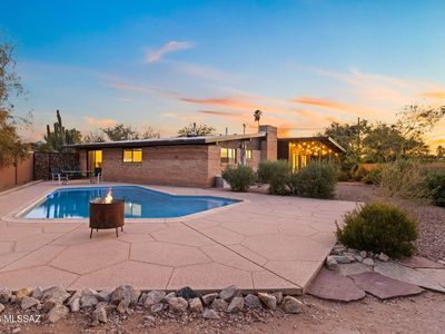 8825 E Shenandoah Pl