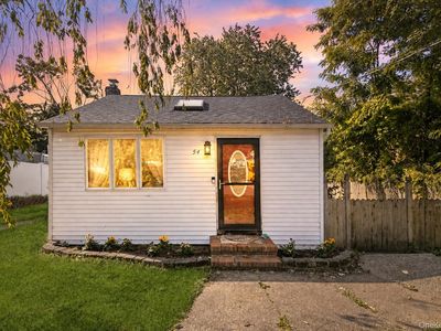 54 Pinelawn Avenue