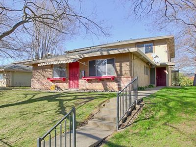 2032 Benita Dr UNIT 2