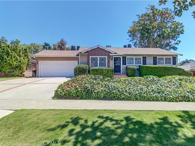 3008 Sequoia Ave