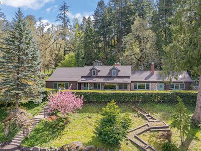 42 Ridgewood Dr