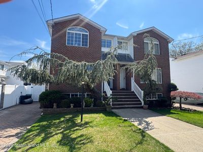 650 Clermont Ave